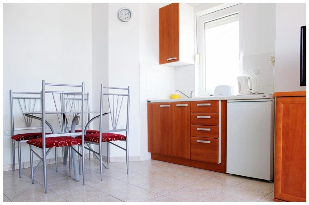Apartments By The Sea Razanj, Rogoznica - 11347 외부 사진